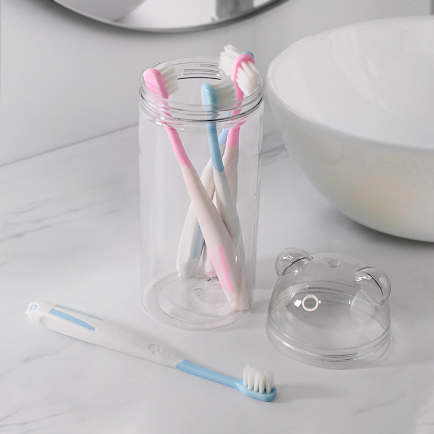 multipurpose-travel-friendly-toothbrush-holder-with-4-soft-bristle-toothbrushes