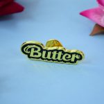 stylish-metal-badge-pin-single-piece-random-design