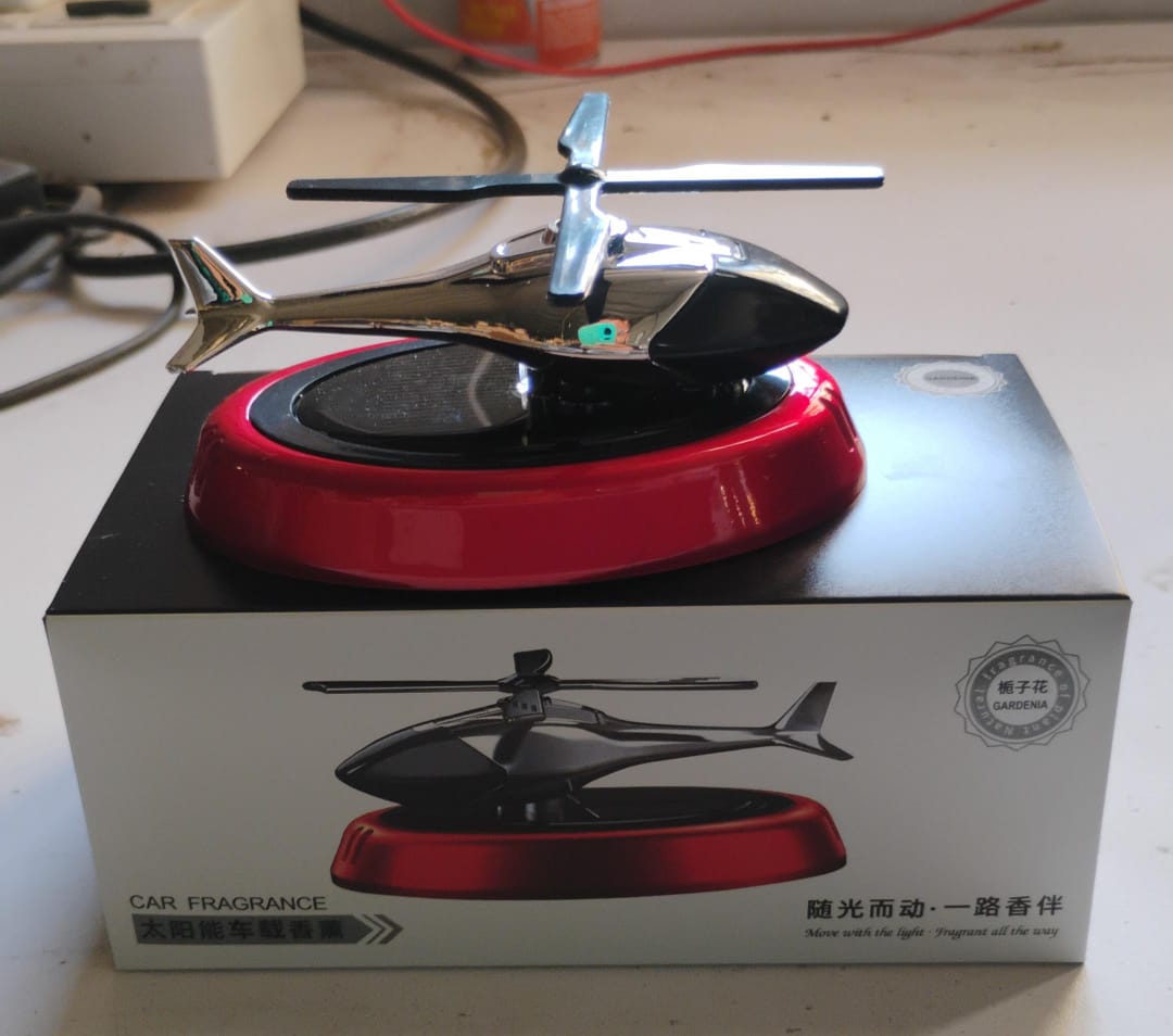 solar-powered-rotating-helicopter-car-air-freshener