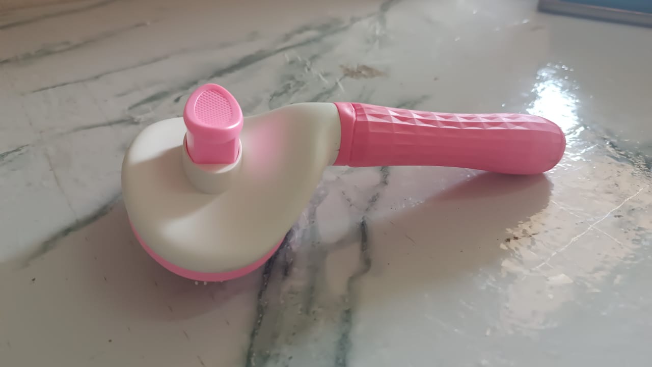 self-cleaning-slicker-brush-for-dogs-cats-1-pc