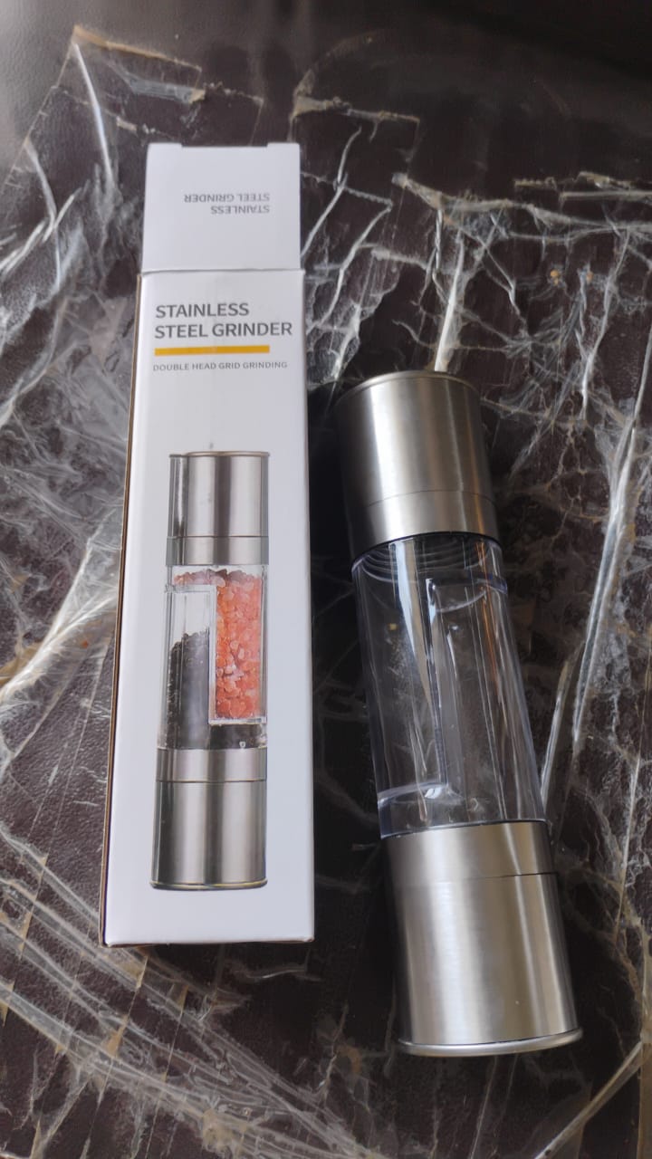 2-in-1-stainless-steel-salt-and-pepper-grinder