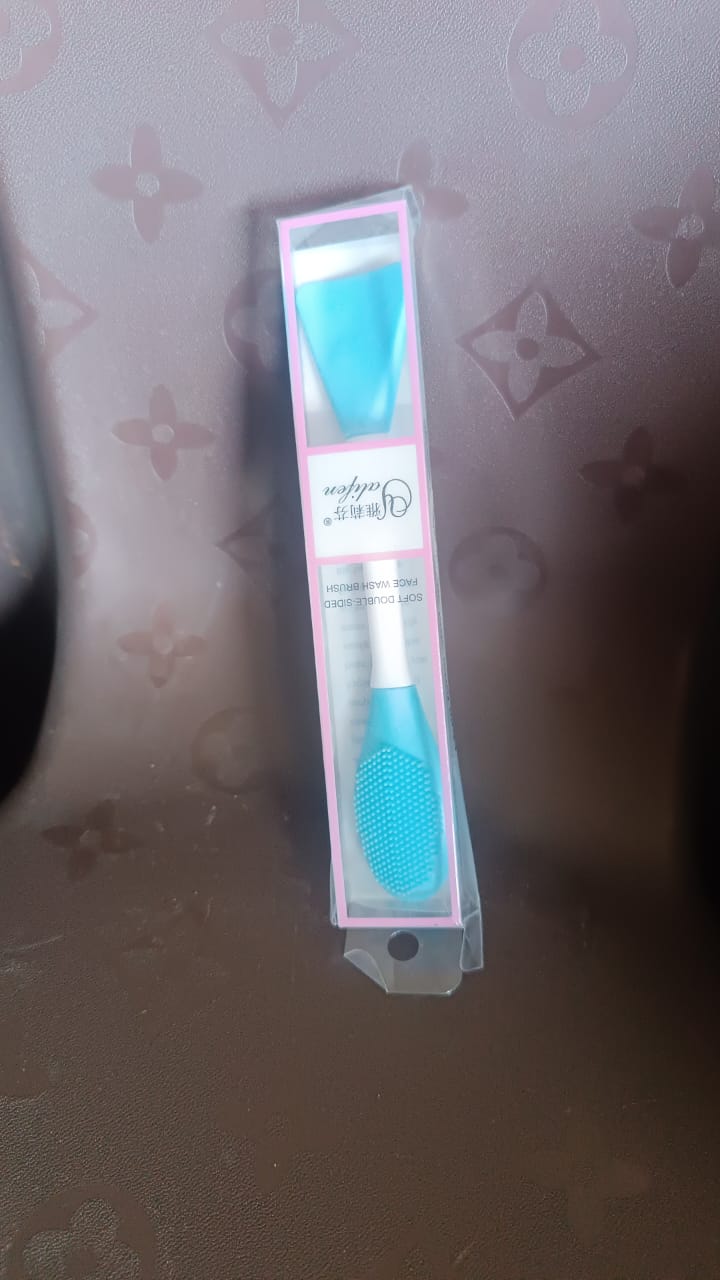 2-in-1-silicone-face-scrubber-1-pc