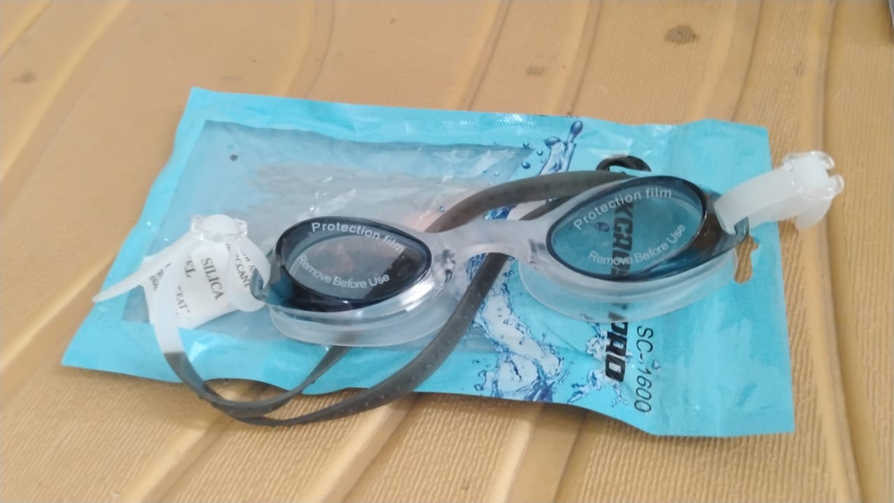 swimming-goggle-clear-vision-for-swimmers