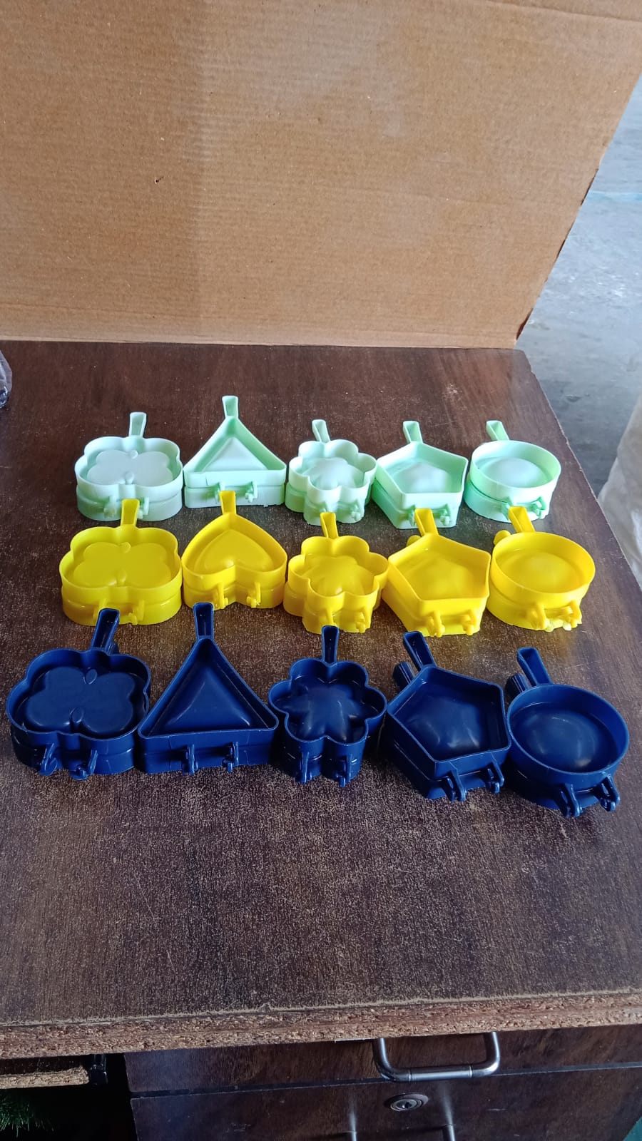 1-pc-assorted-shape-plastic-snack-mould-mix-design-1-pc