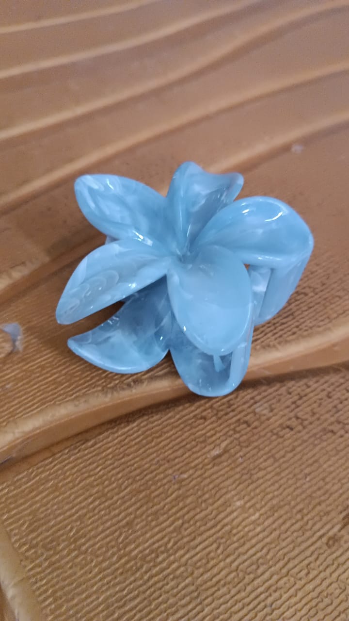matte-finish-hair-claw-clip-1-pc