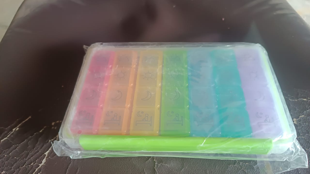 28-grids-weekly-pill-organizer-box