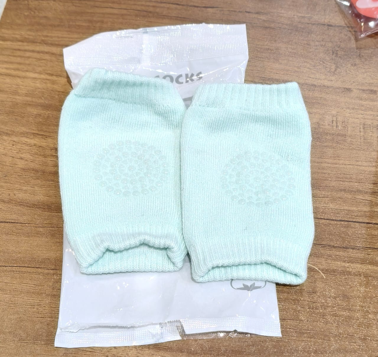 14265_mint_green_kids_knee_protector_1pair