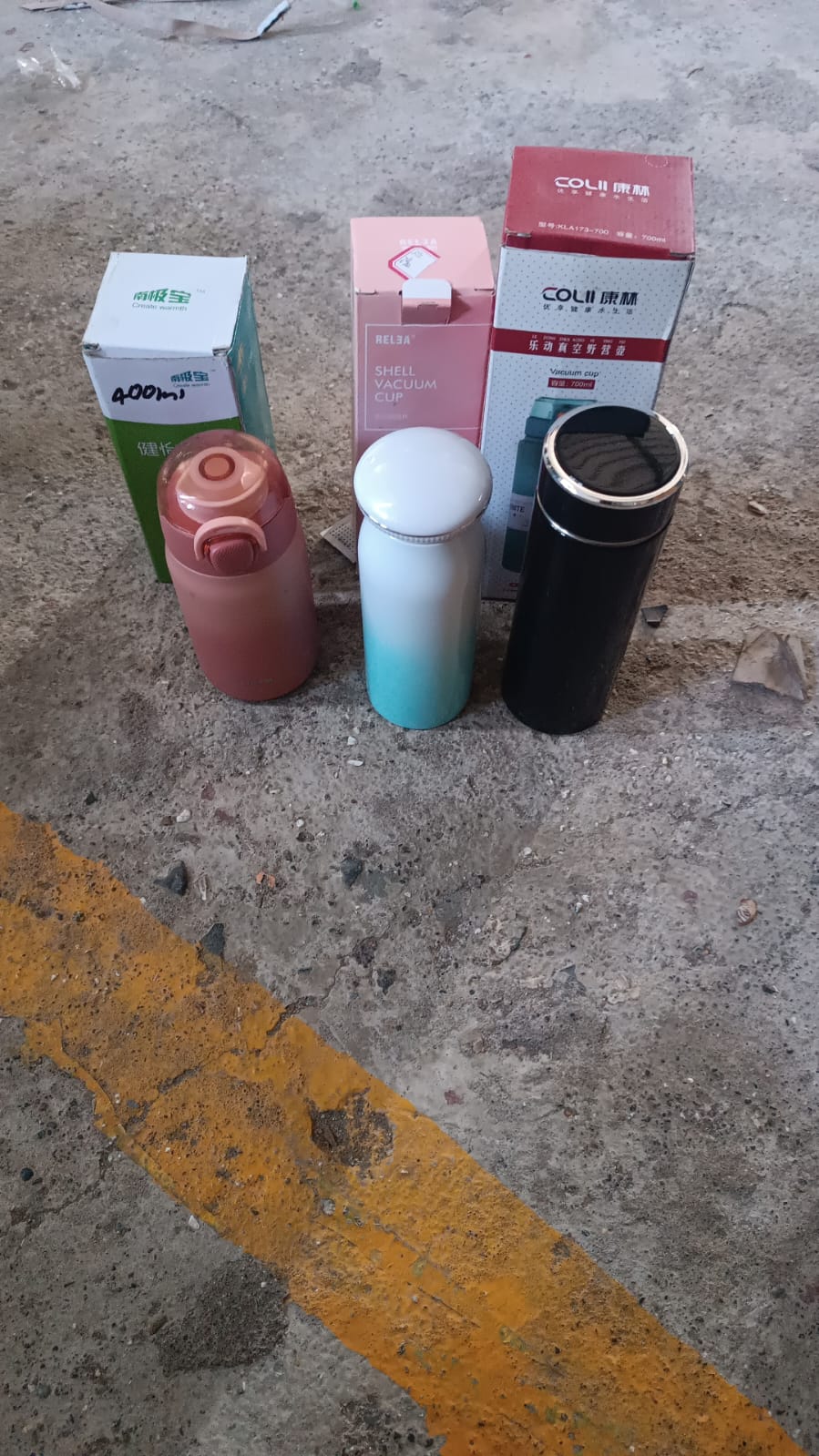 stainless-steel-vacuum-water-bottle-400ml-1-pc