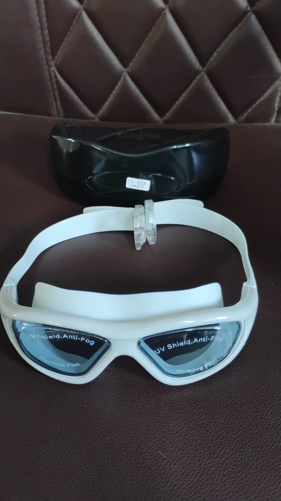 premium-wide-vision-swimming-goggles-with-protective-hard-case-1-pc