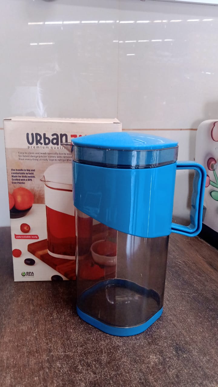 urban-jug-1-8-litre-bpa-free-plastic-water-juice-jug-with-lid-and-handle