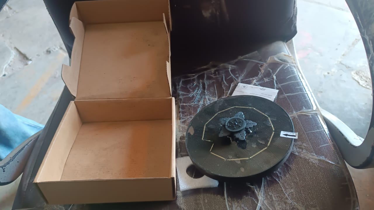 solar-powered-floating-water-fountain-pump-kit