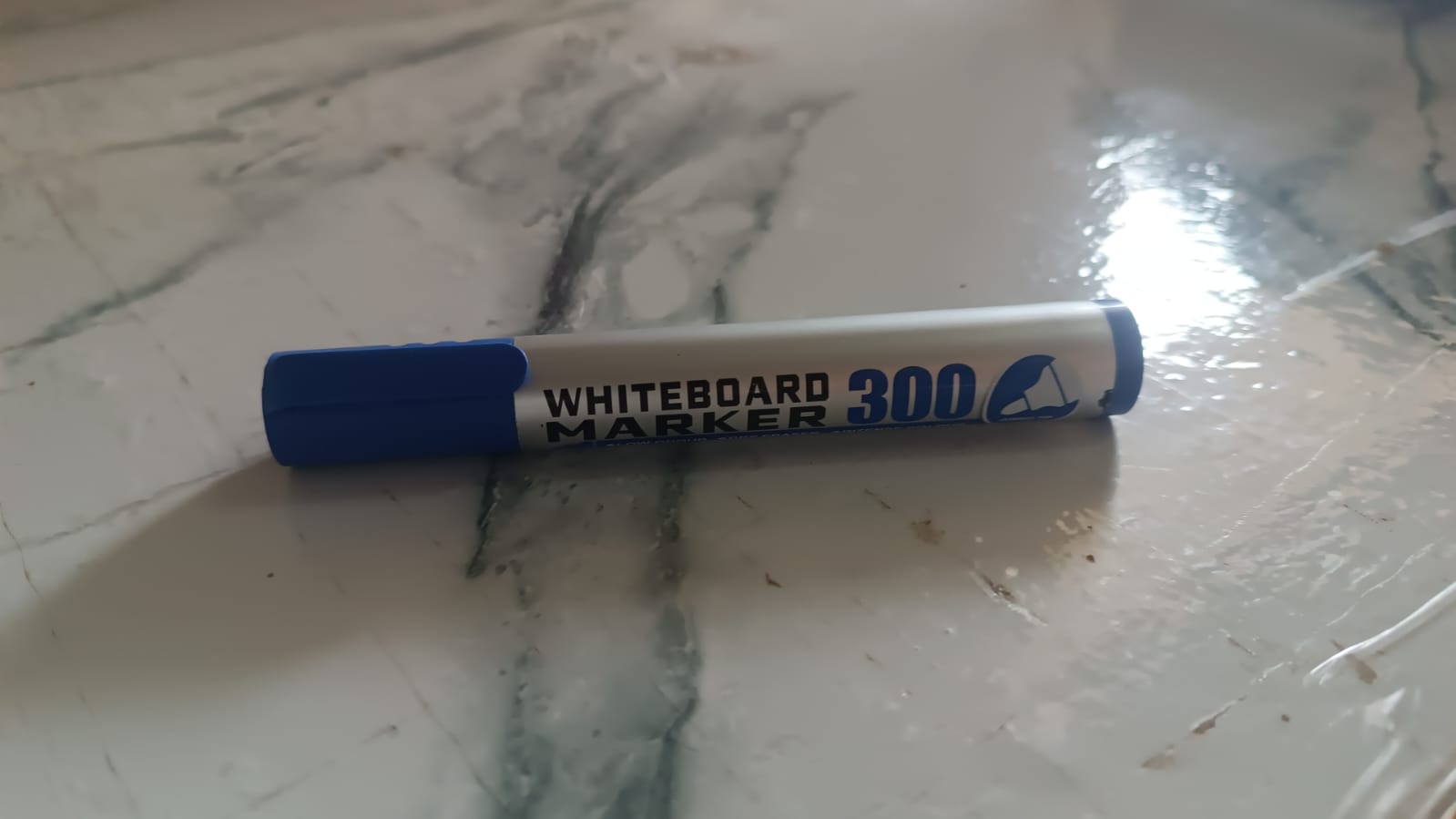jumbo-tip-whiteboard-blue-ink-marker-1-pc