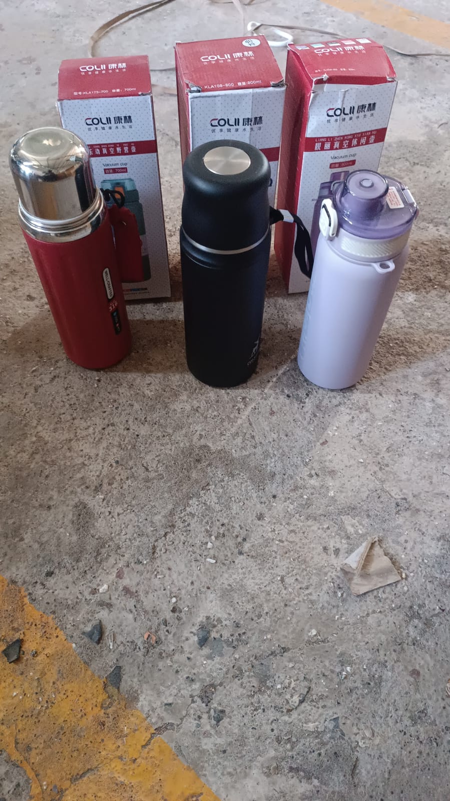 stainless-steel-vacuum-insulated-water-bottle-approx-800ml-1-pc