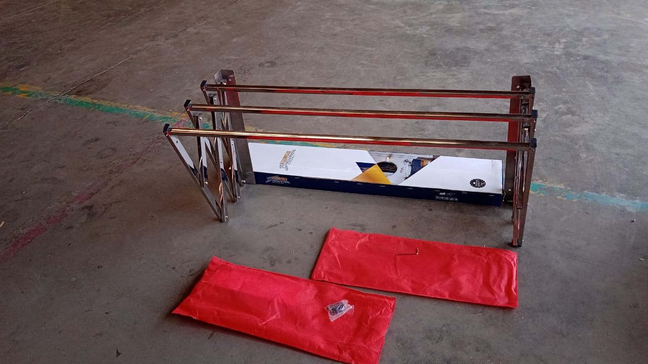 stainless-steel-wall-mounted-folding-clothes-drying-rack