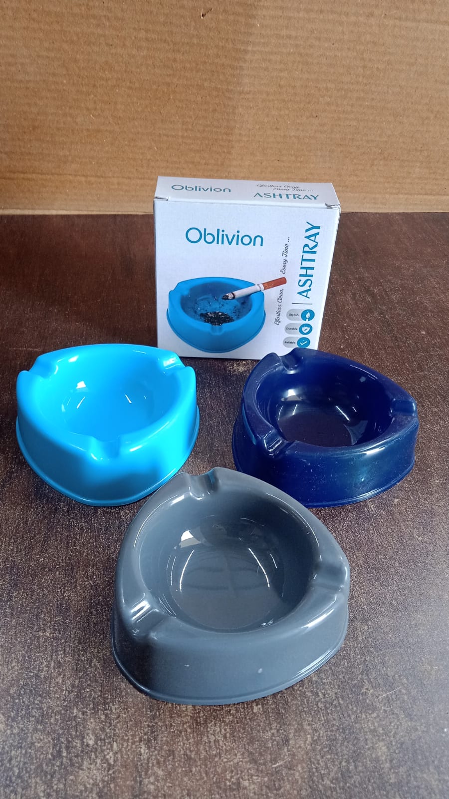heavy-duty-plastic-ashtray-mix-color-1-pc