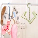 Hanging Shoe Rack Rotating Four Hooks Portable Drying Shoe Rack Wet and Dry Dual-use Drying Shoes Hanger Windproof